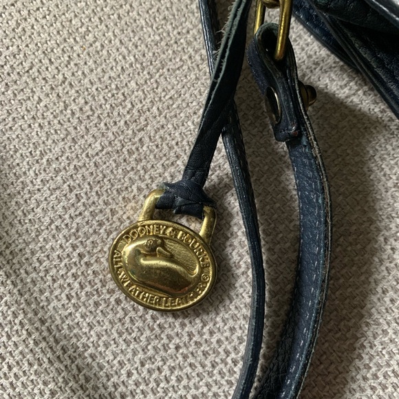 Vintage Dooney and Bourke, Dark Navy Leather, Crossbody Bag, Little Lock Purse - Picture 3 of 7